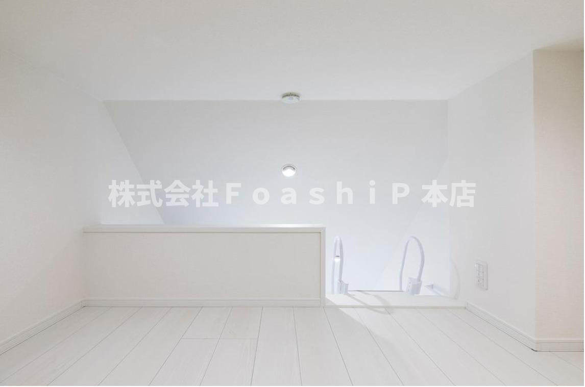 Shanti Casa四葉若葉の寝室