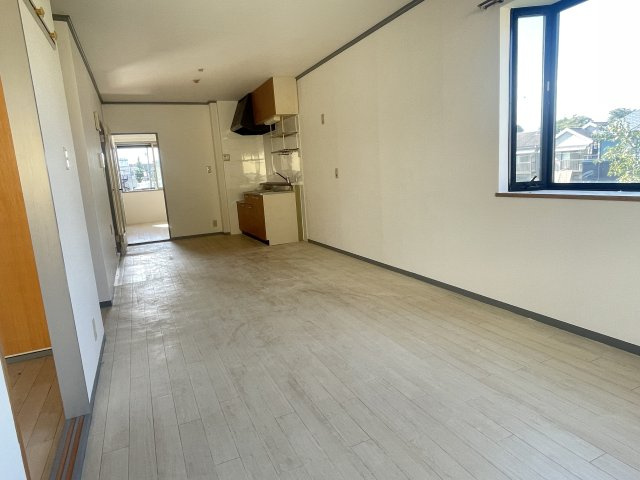 昭島市中神町２丁目のアパート