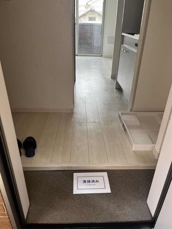 ソレイユ高砂の玄関