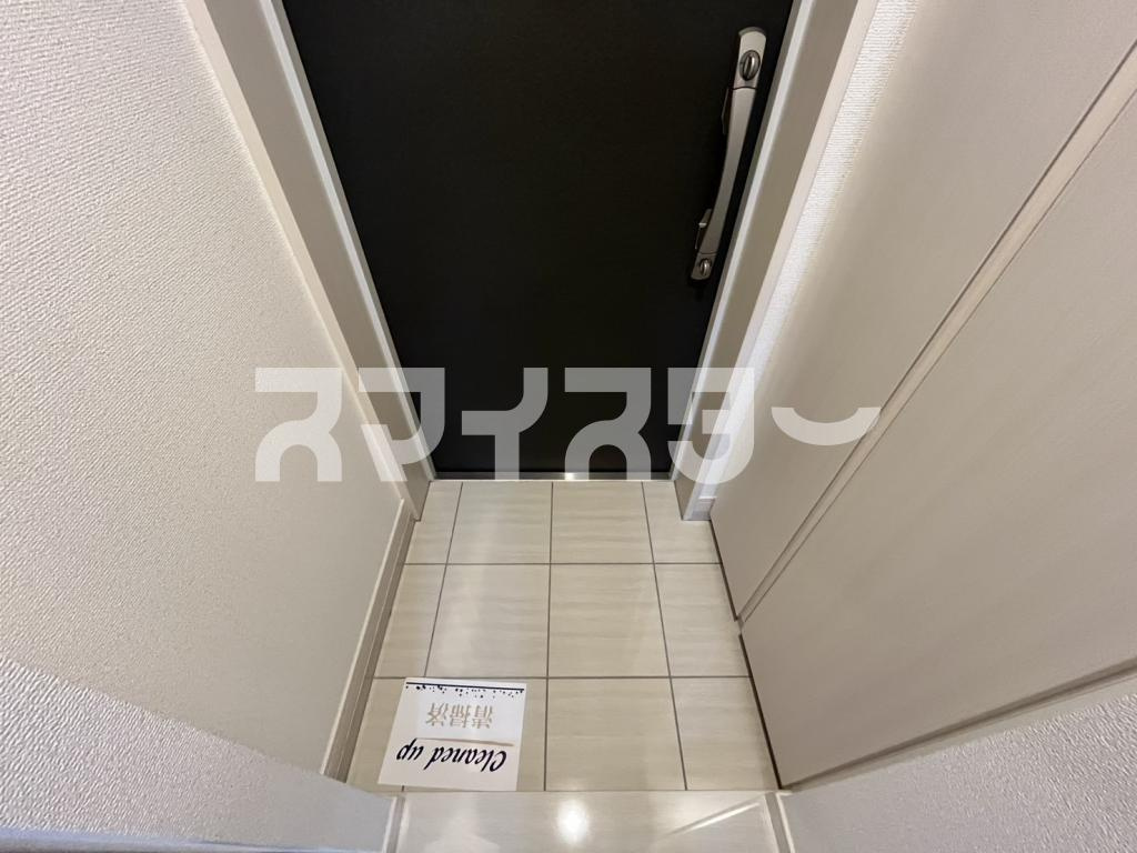 八王子市子安町２丁目の賃貸マンションの玄関