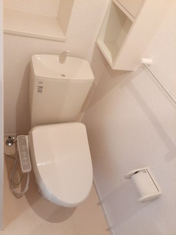 シンプルで使いやすいトイレです