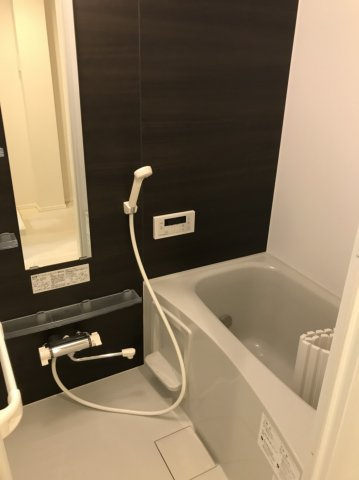 ゆったり過ごせるお風呂です