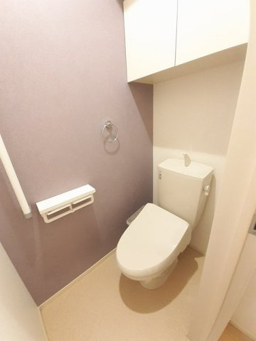 カーサ・リーヴァのトイレ|コンパクトで使いやすいトイレです