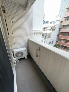 グランヴァン赤坂のバルコニー