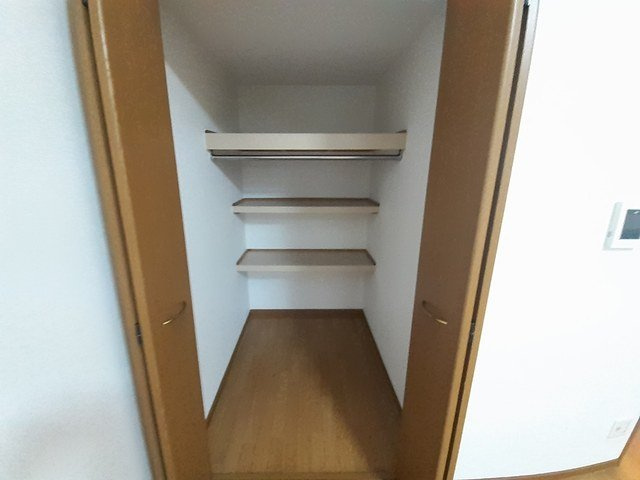 サンヒルズ壱番館の収納