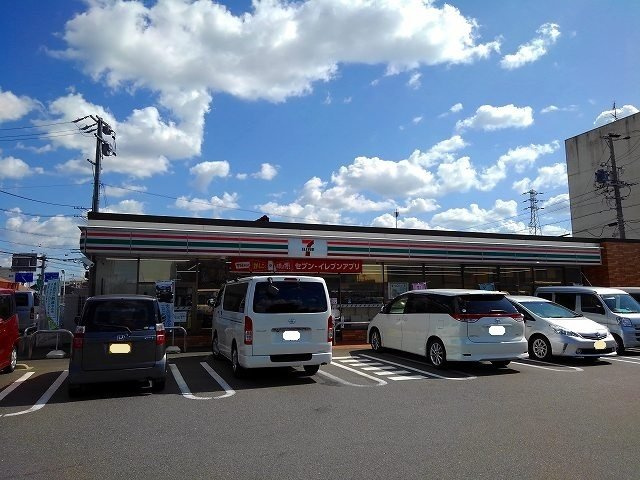 クラリティの周辺|セブンイレブン　インター北店まで400m