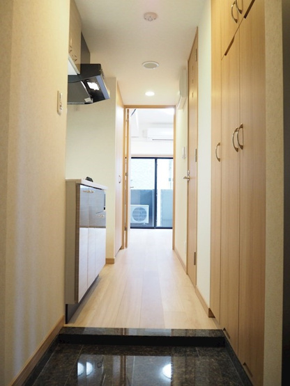 【玄関】ルーブル川崎貝塚弐番館