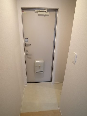 ルミエール・扇の玄関