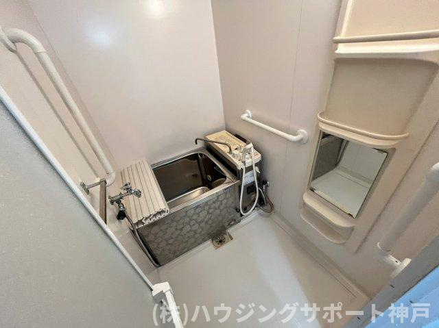 上高丸北住宅の浴室