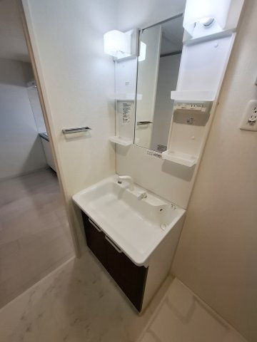 西宮市馬場町の賃貸マンションの洗面所