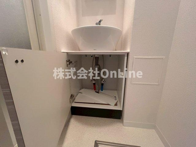 東大阪市菱江３丁目の賃貸マンションの収納