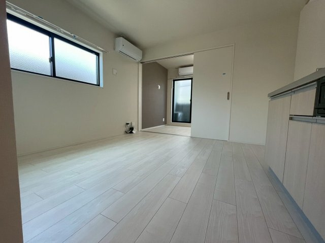 Iris淡路の居間・リビング