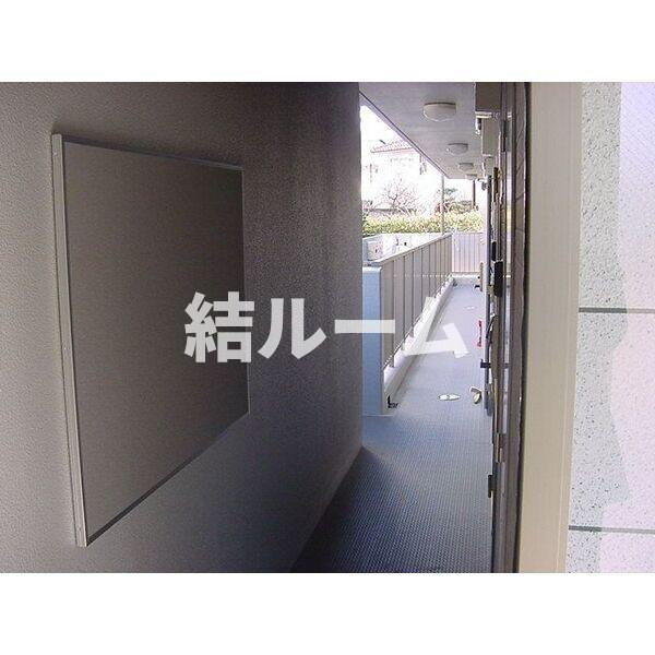 板橋区三園１丁目のアパートのエントランス