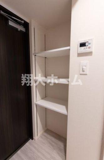 プラウドフラット浅草アベニューの玄関