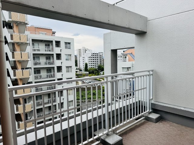南大沢学園瑞樹の丘３号棟の展望|～眺望・陽当たり共に良好です～