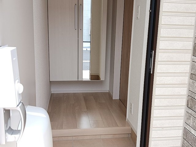 エレガンス　メゾン　Ⅱの玄関