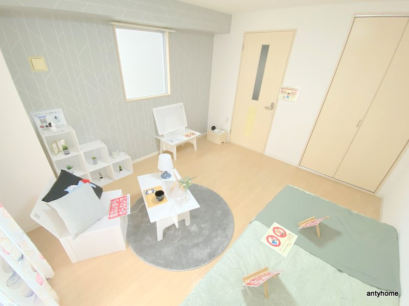 クラビス上町台　仲介手数料無料の居間・リビング