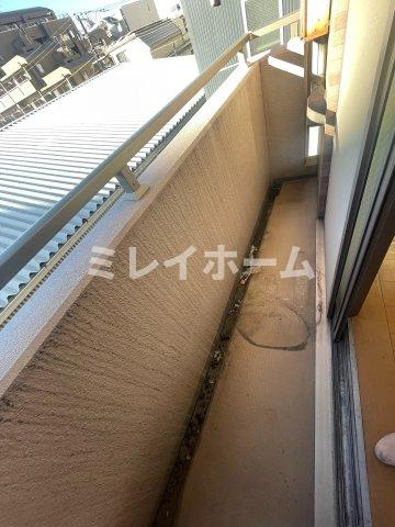 シンフォニーコートのバルコニー