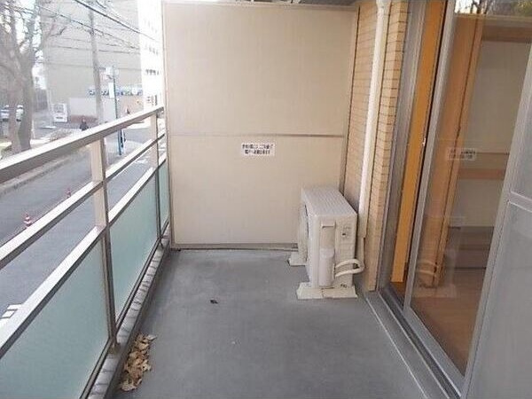 セントラル名古屋のバルコニー