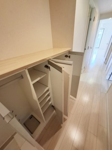 甲子園三番町ハイツの収納