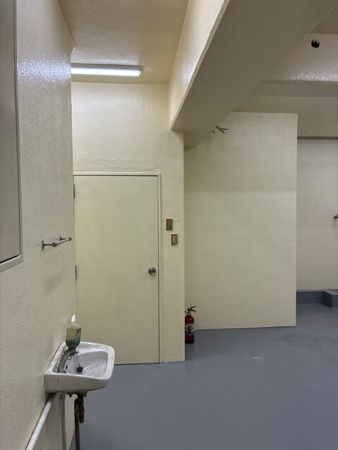 板橋区中丸町の店舗事務所の内装