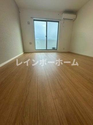 サンナップレジデンスの居間・リビング
