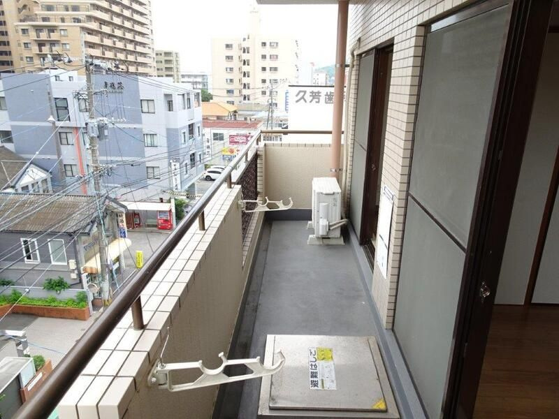 ハッピーエステート湯町のバルコニー