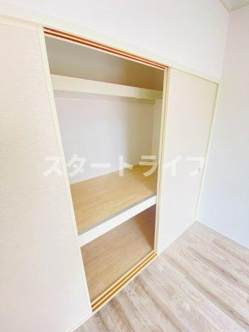 大阪市東淀川区下新庄４丁目の賃貸マンションの収納