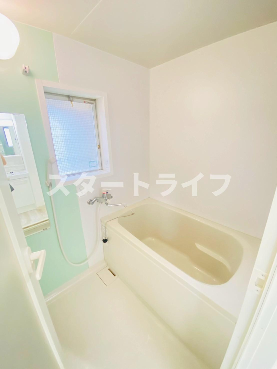 大阪市東淀川区下新庄４丁目の賃貸マンションの浴室