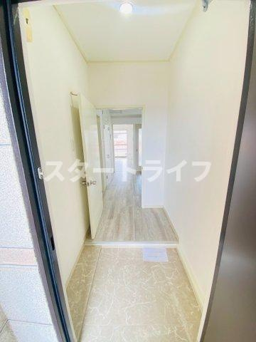 大阪市東淀川区下新庄４丁目の賃貸マンションの玄関
