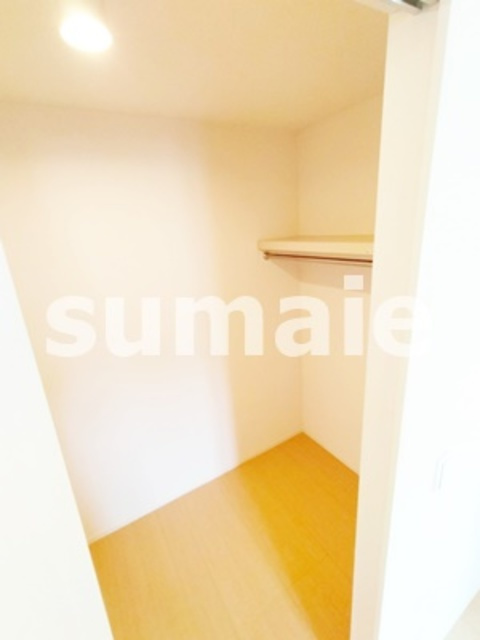 Ilsole土呂町の収納|しっかり収納できるウォークインクローゼット☆