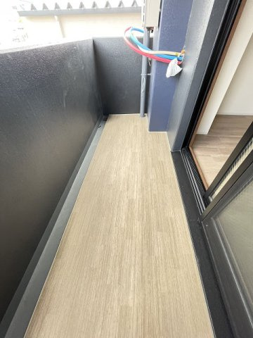 レーヴメゾン尼崎大物のバルコニー|暖かな日差しのふりそそぐバルコニー