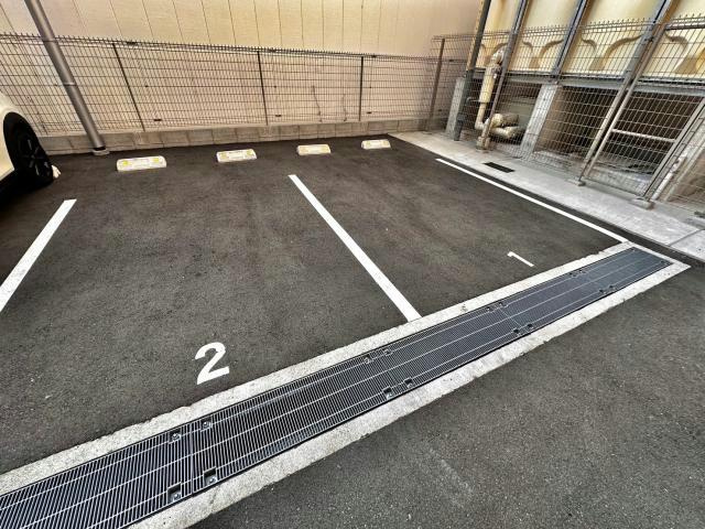 ル・シエル呉服町の駐車場