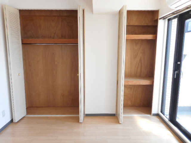 ジュネス荻窪の収納
