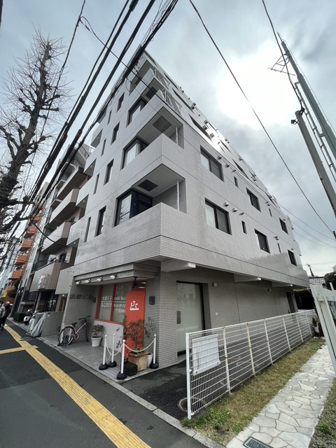 ジュネス荻窪の外観