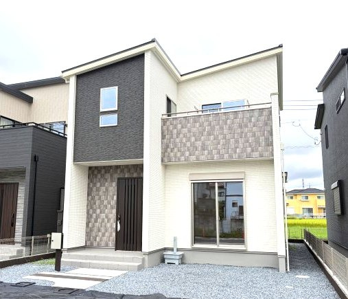 ワイウッドコート前橋市箱田町第8期　2号棟