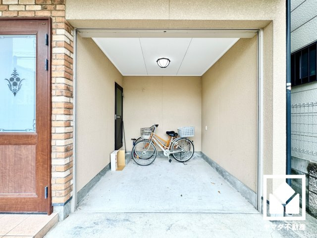 南区唐橋井園町の駐車場