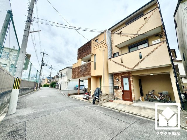 南区唐橋井園町の前面道路含む現地写真