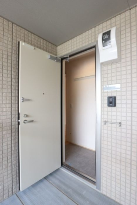 クレストフォーチュンAの玄関|毎日通る玄関はこちらです