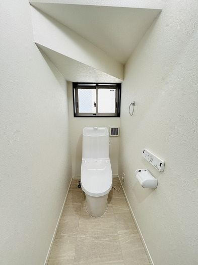 名古屋市北区龍ノ口町３丁目の中古一戸建のトイレ|◇トイレ◇　　トイレ２ヶ所新品交換　リモコンパネル付き