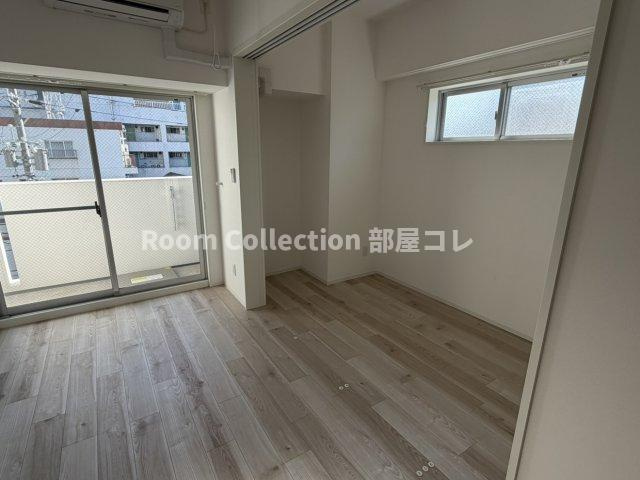 THE LOUNGE LINEAR GATEの居間・リビング|※同物件他部屋写真
反転、色違いの場合有
現況優先