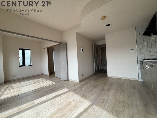 角部屋住戸で過ごしやすく、おすすめです。