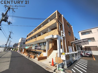 宅配BOX付きで不在時も安心♪