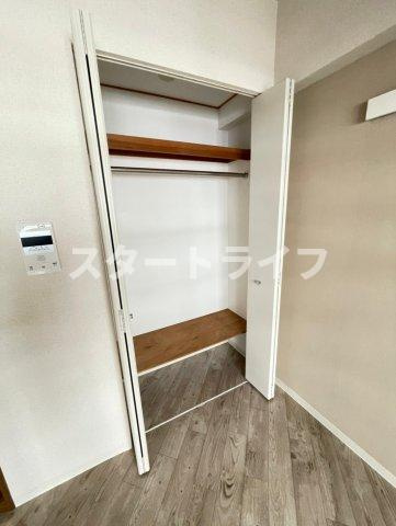 大阪市淀川区東三国２丁目の賃貸マンションの収納