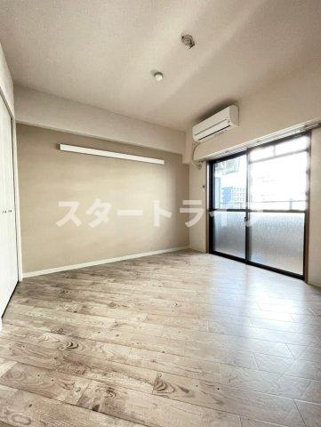 大阪市淀川区東三国２丁目の賃貸マンションの寝室