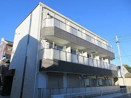 立川市高松町１丁目のアパートの外観