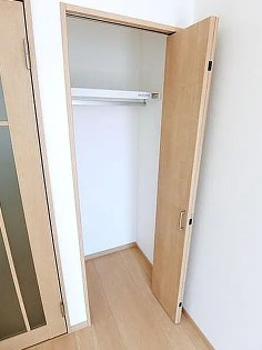 立川市高松町１丁目のアパートの収納