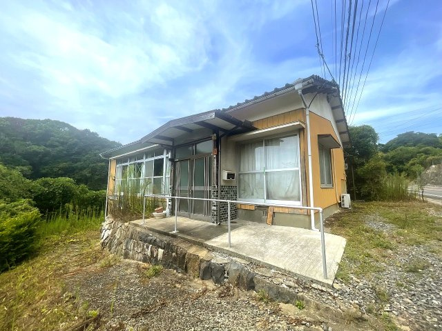 城間町一戸建の庭