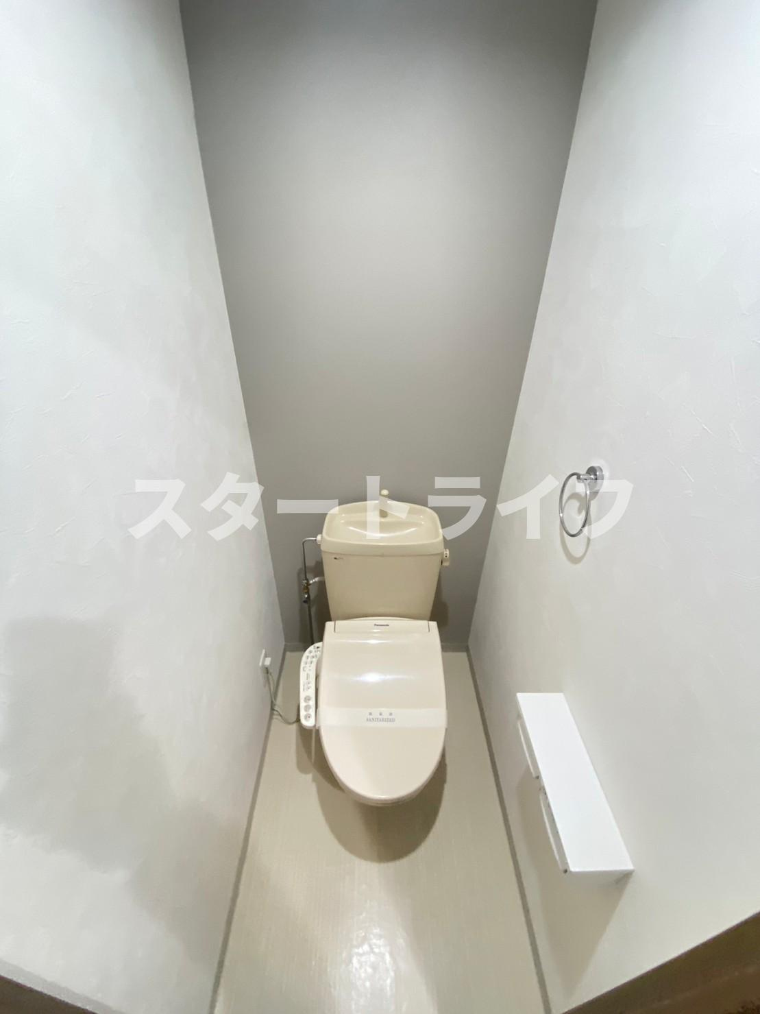 大阪市東淀川区東中島１丁目の賃貸マンションのトイレ