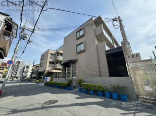 グローリ甲子園の外観